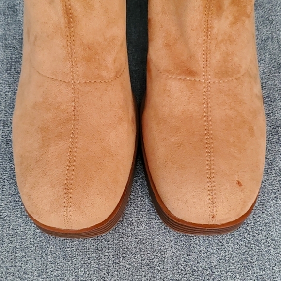 🆕️ Sugar Faux Suede Cognac High Ankle Boots SIZE: 11 M - Picture 4 of 7